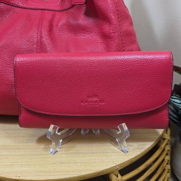 Coach Lexy Pebbled Leather Shoulder Bag - Matching Wallet + Checkbook Cover Incl - Picture 2 of 16